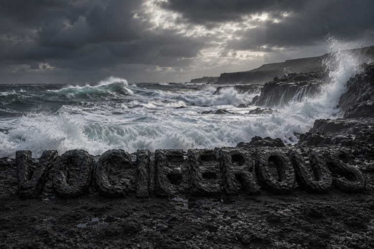 Vociferous